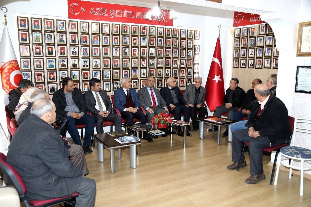 Başkan Güder, şehit aileleri ile buluştu