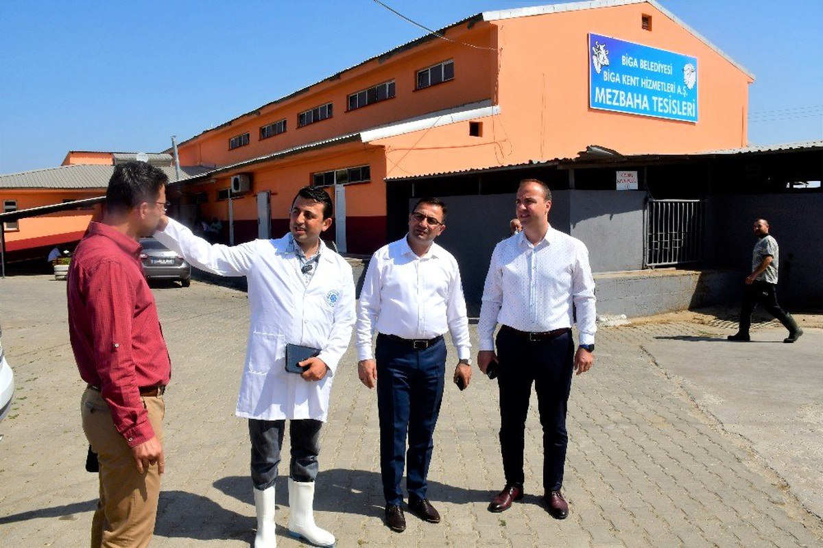 Biga Belediyesi mezbaha çalışanları belgelerine kavuşuyor