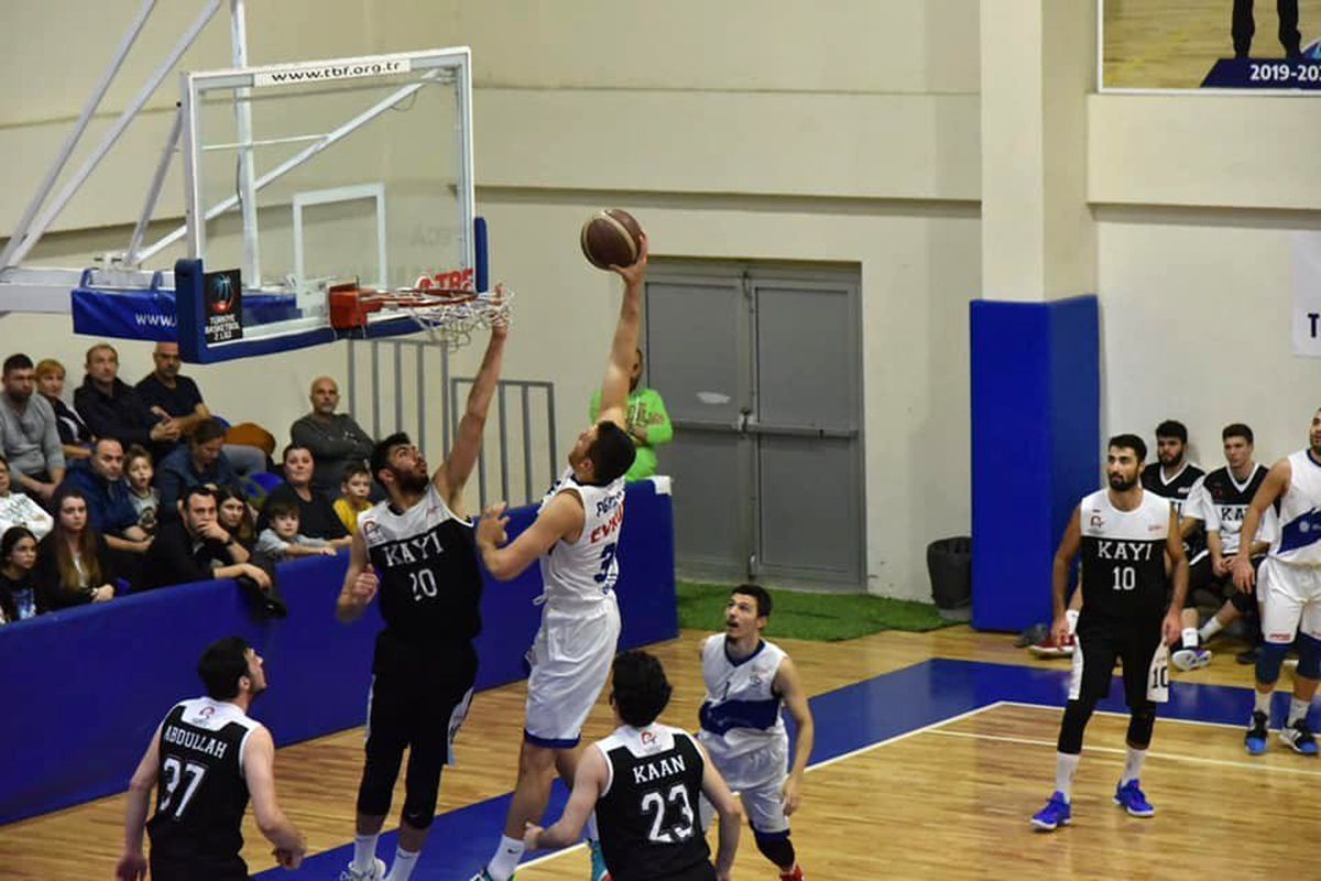 Çorlu Belediyesi 106 - 74 Ankara Kayı Gençlik