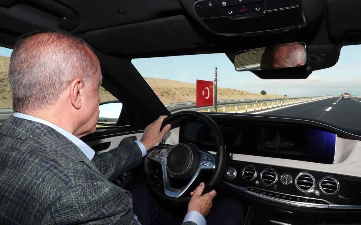 Cumhurbaşkanı Erdoğan yerli otomobille Osmangazi Köprüsü\'nden geçecek