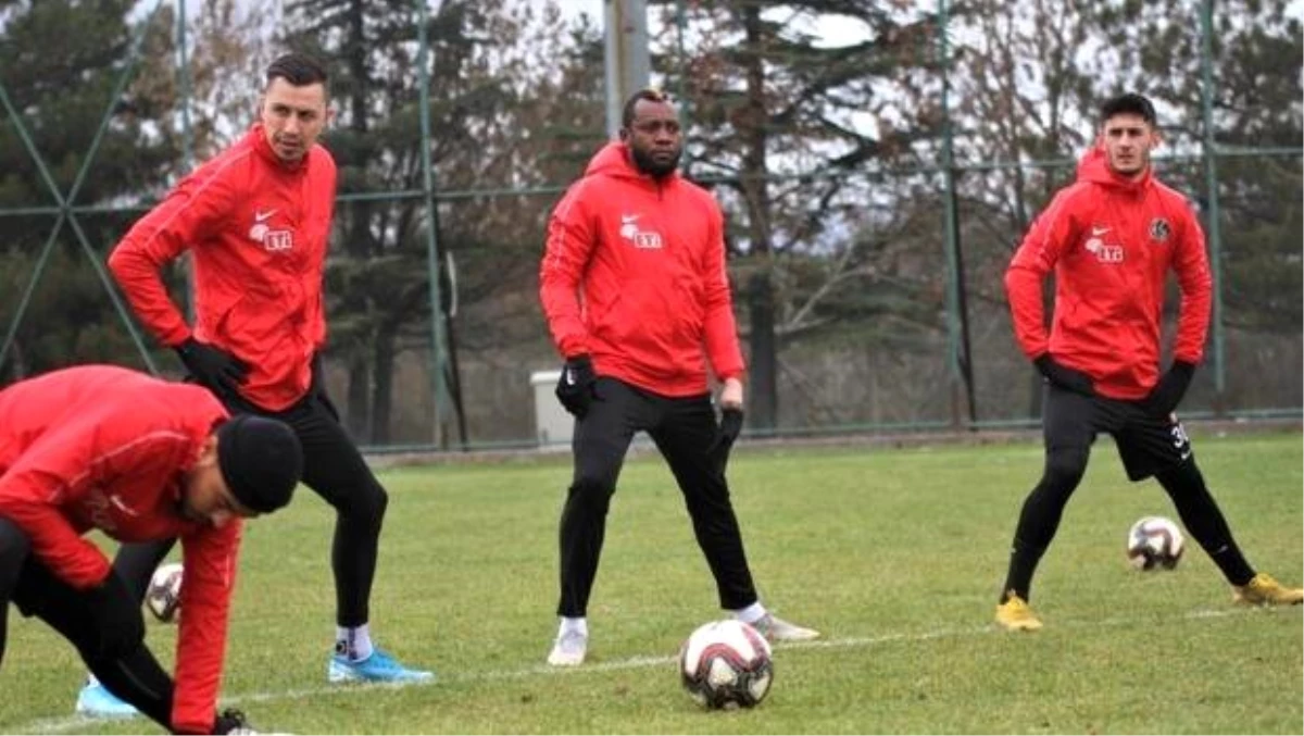 Eskişehirspor Boluspor hazırlıklarına başladı