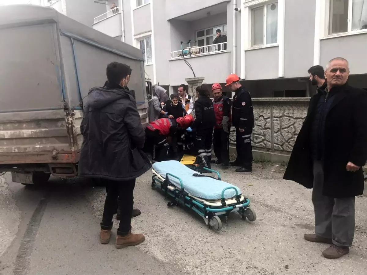 Freni patlayan kamyonet dehşet saçtı: 1 ölü, 1 yaralı