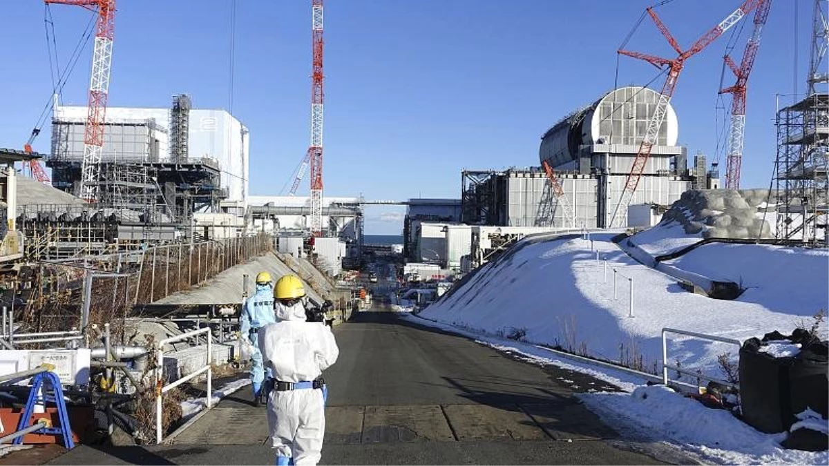 Fukuşima\'daki radyoaktif suyun denize ya da havaya bırakılması önerisi