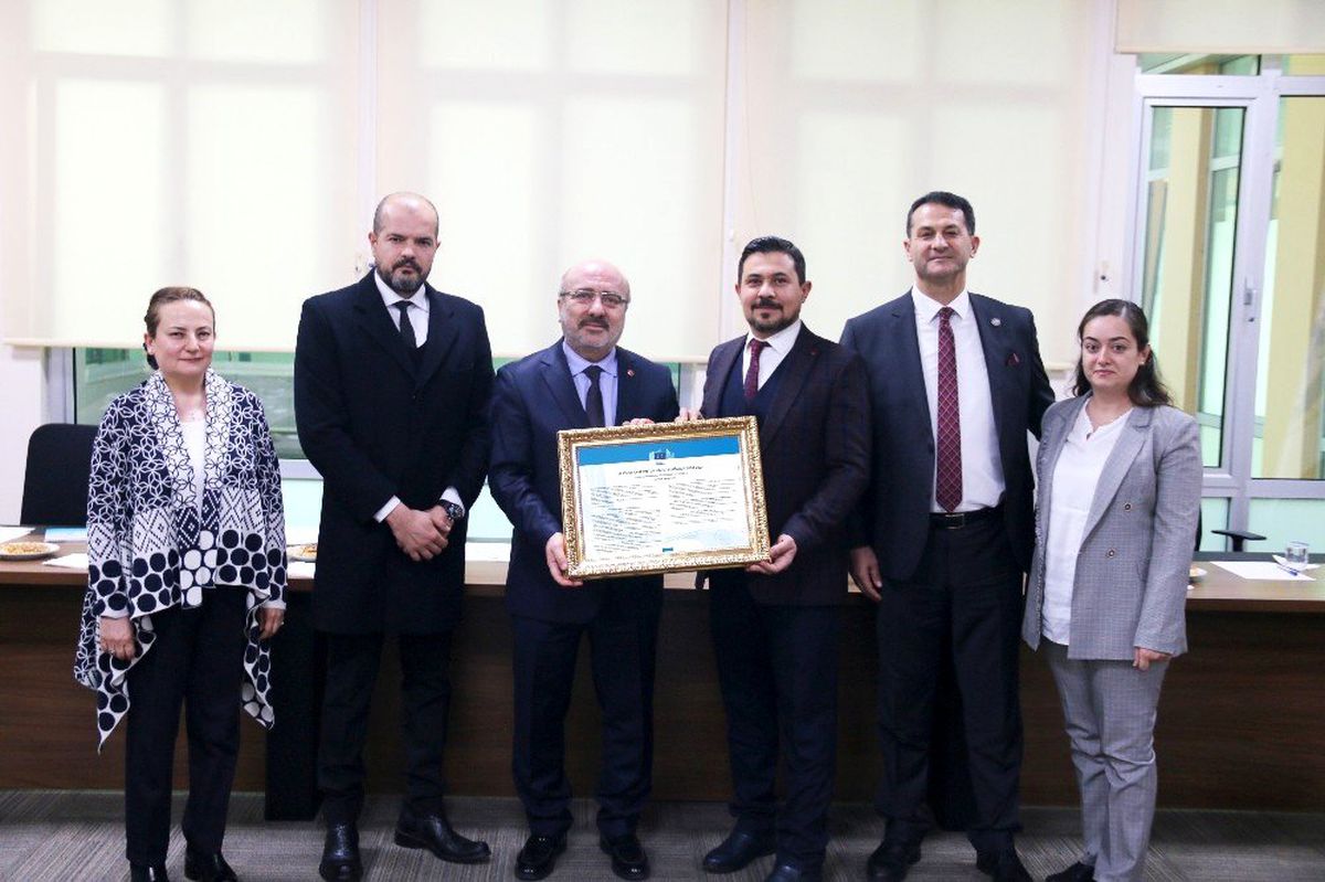 KAYÜ, ERASMUS + ECHE Beyannamesi\'ni Aldı