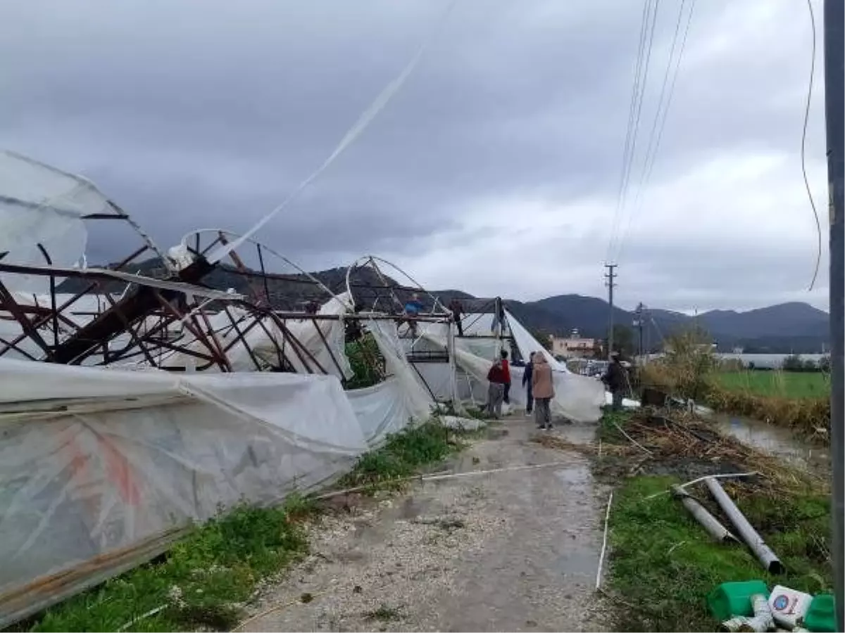 Muğla\'da kuvvetli yağmur ve fırtına hayatı olumsuz etkiledi (3)