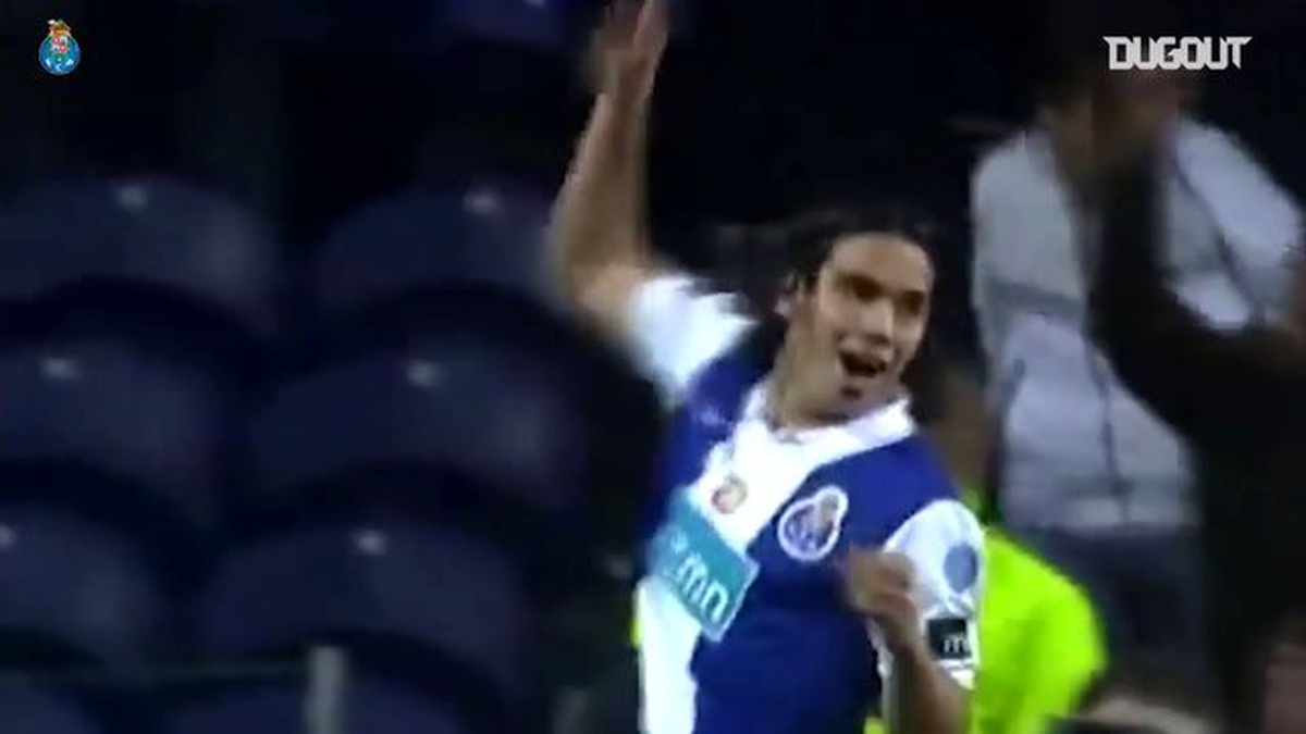 Radamel Falcao\'nun Porto Günlerinden Harika Bir Röveşata