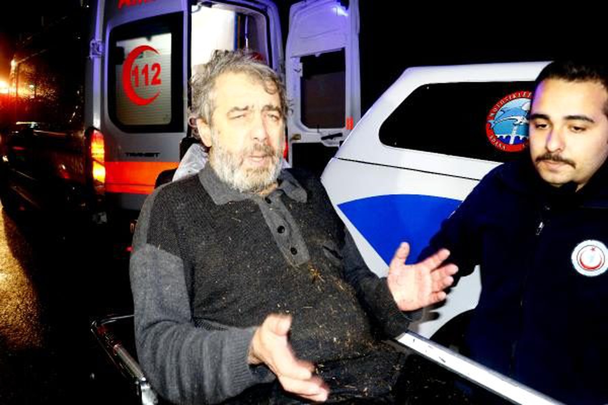 Adana\'da sel sularına kapılan 5 kişi kurtarıldı