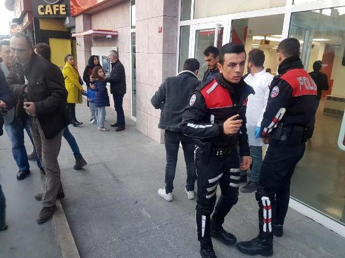 Avcılar\'da silahlı soygun girişimi; şüpheli yakalandı