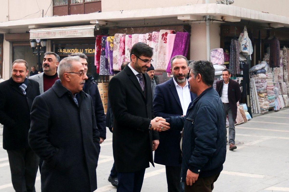Belediye Başkanı Nesrullah Tanğlay\'dan esnaf ziyareti