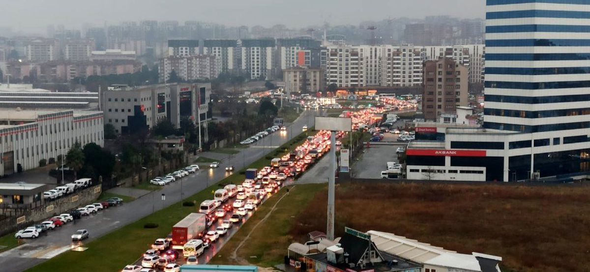 Bursa\'da trafik resmen durdu