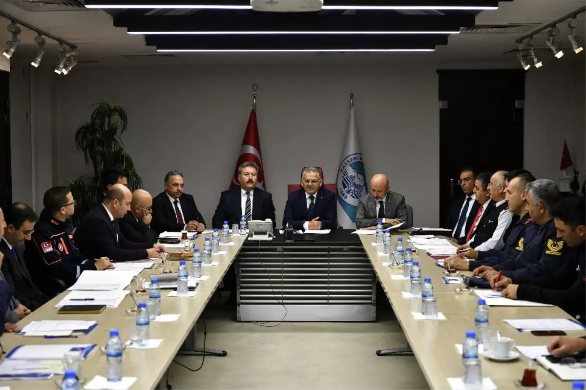 Büyükkılıç\'tan yeni sezon için planlama toplantısı