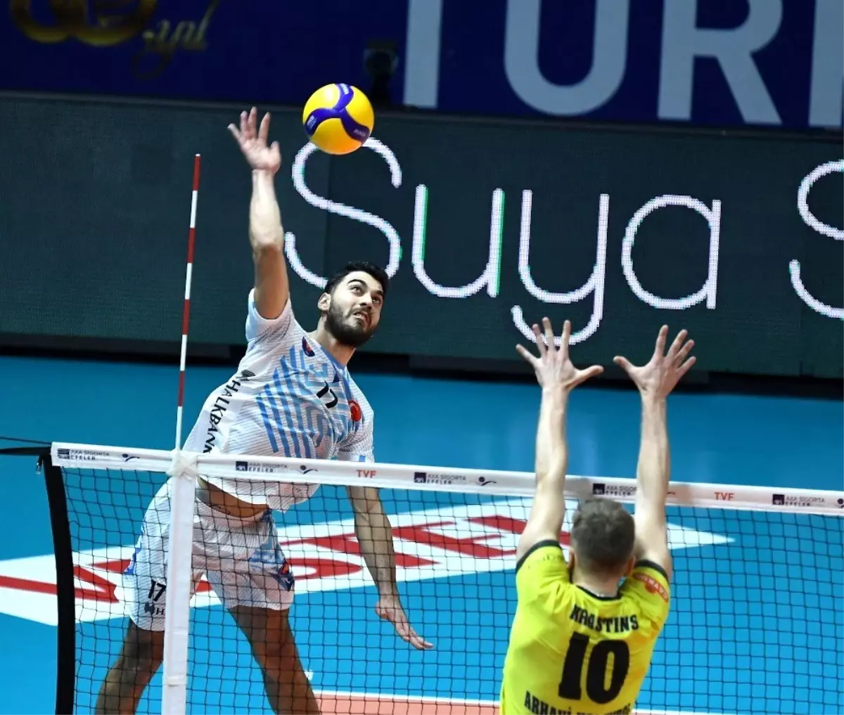 Halkbank ile Arhavi Voleybol rövanş maçında karşı karşıya gelecek