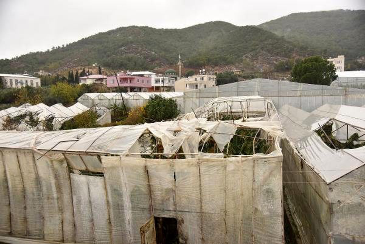 Mersin\'de sağanak; ekipler geceyi teyakkuz halinde geçirdi (3)
