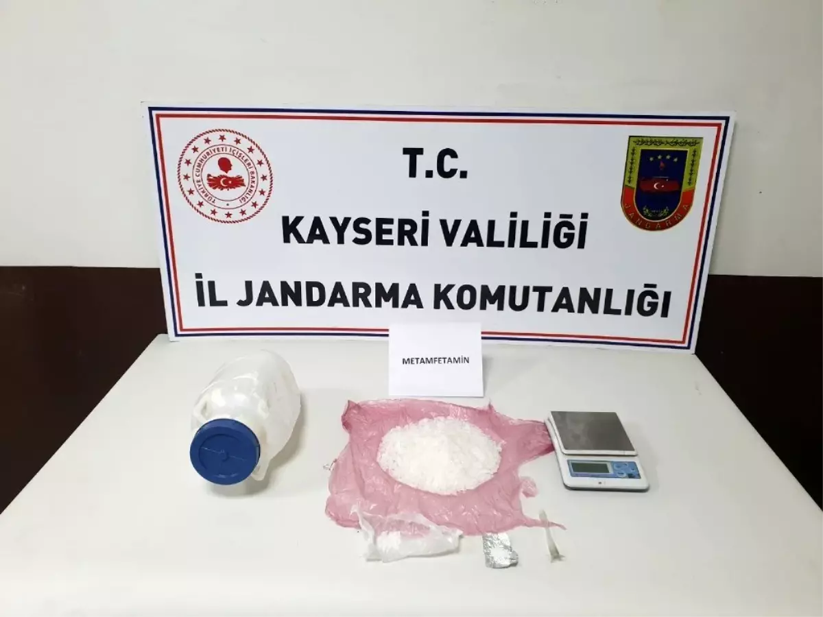 Peynir bidonundan uyuşturucu çıktı