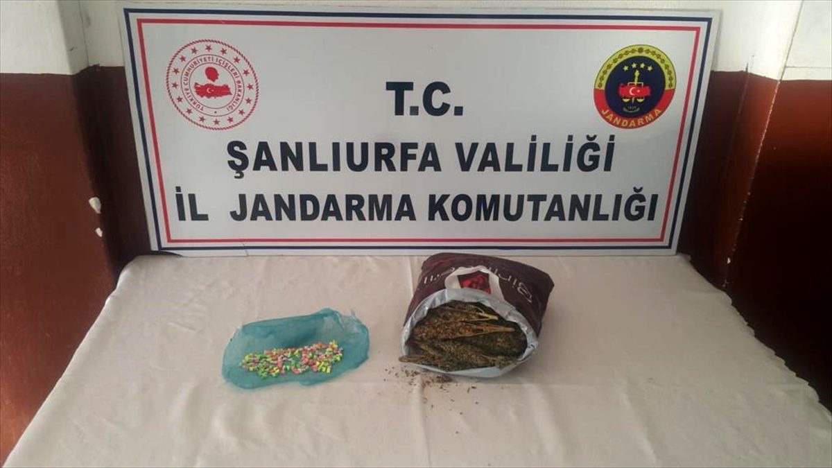Şanlıurfa\'da kaçakçılık ve uyuşturucu zanlısı 3 kişi tutuklandı