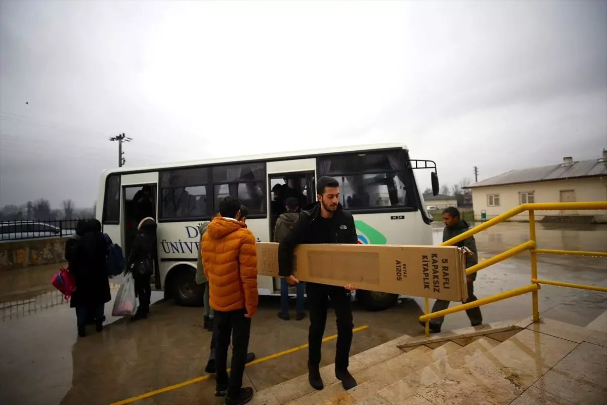 Şehit öğretmen Aybüke\'nin ismi köy okulunun kütüphanesinde yaşatılacak