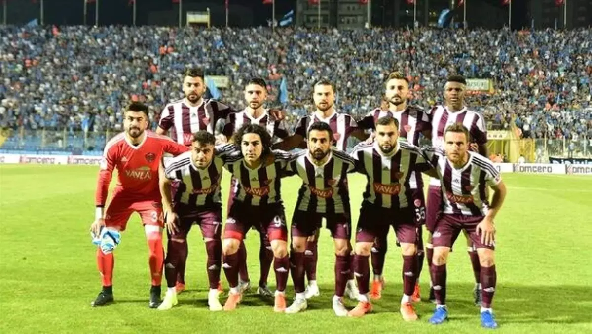 TFF 1. Lig\'de zirvenin sahibi Hatayspor