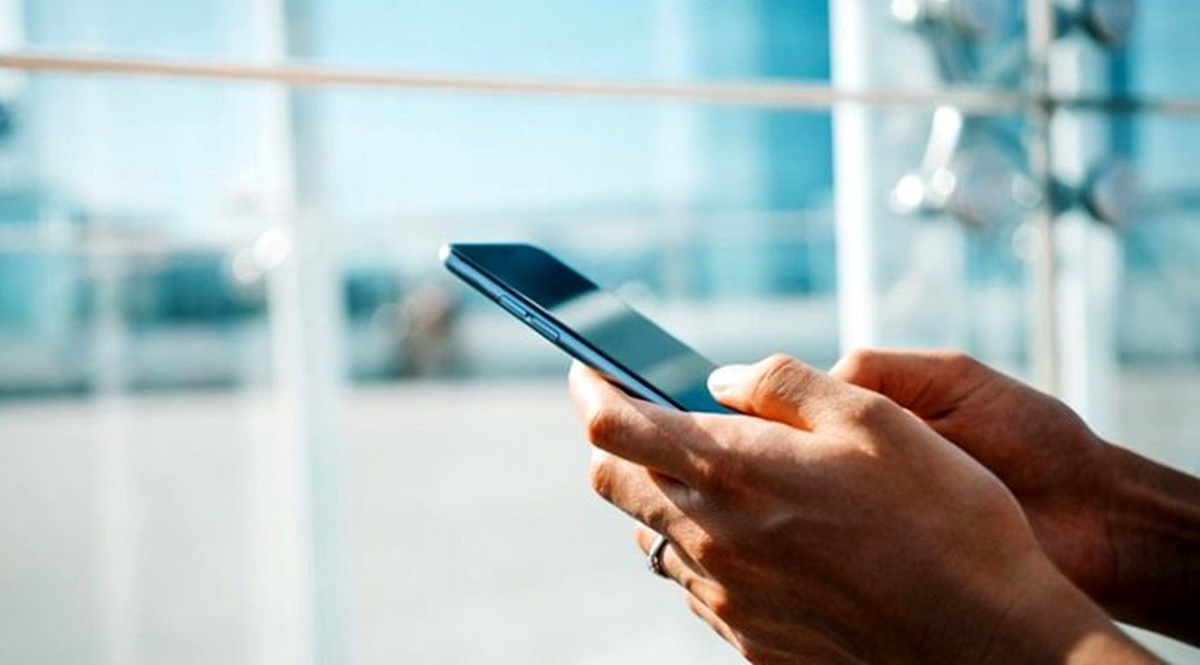 Yurtdışından getirilen telefondan 20 euro alınacak