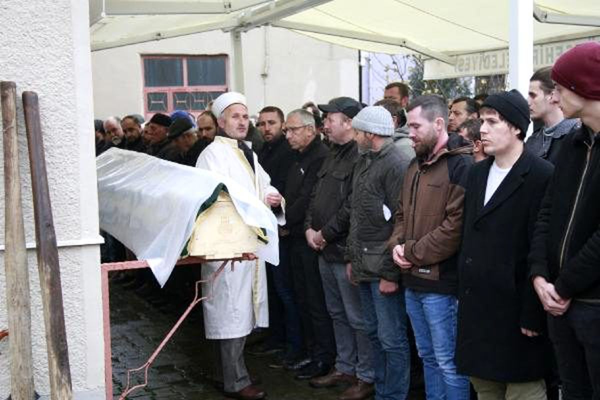22 yaşındaki Doğan, kanserden öldü (2)