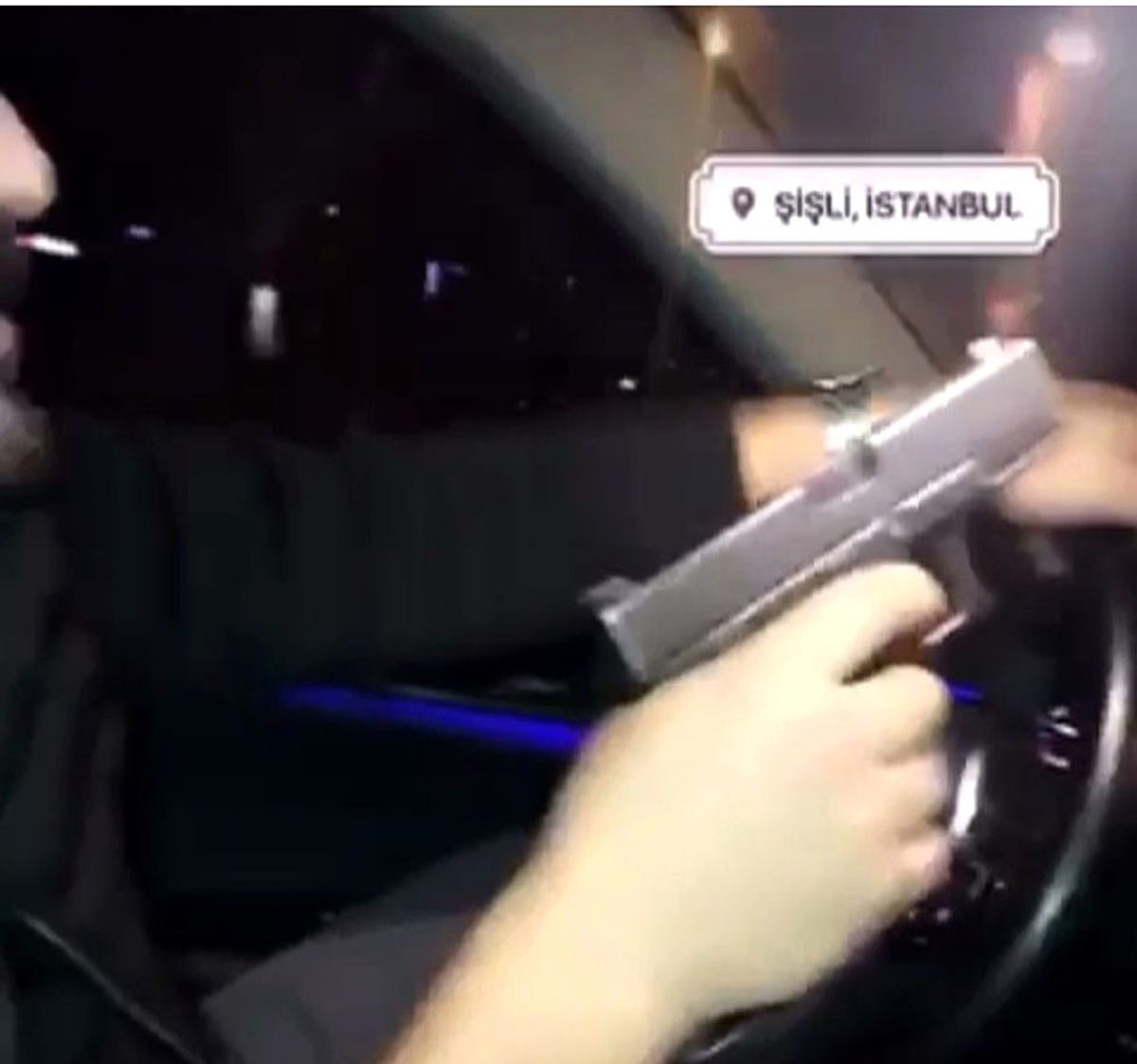 Adliye önünde havaya ateş açan magandaya hapis istemi
