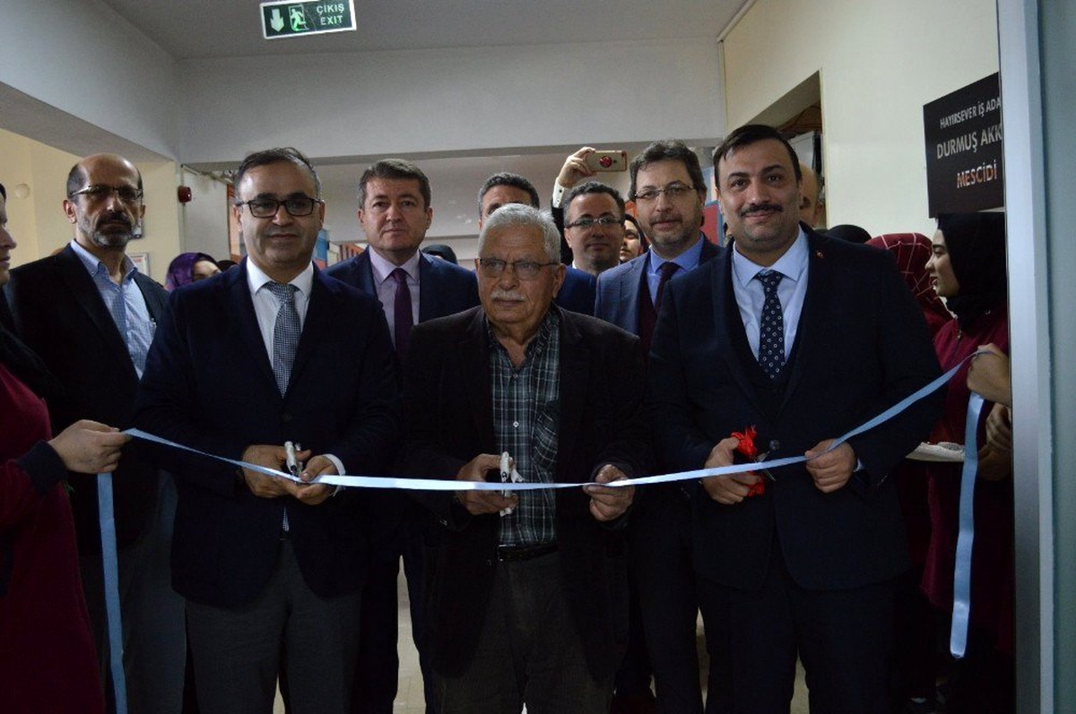 AK Partili Bekle, Konak\'taki mescidi ibadete açtı