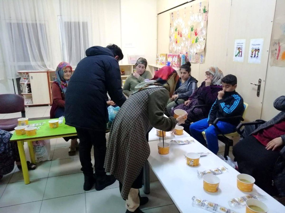 Başkan Kocaispir geceyi Yüreğir\'in sokaklarında geçirdi