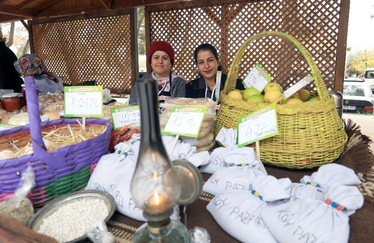 Başkan Tütüncü\'den köy pazarına davet