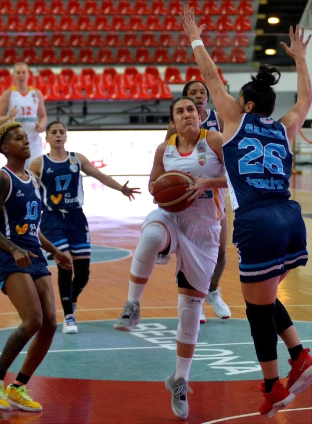 Bellona Kayseri Basketbol - İzmit Belediye: 82-76