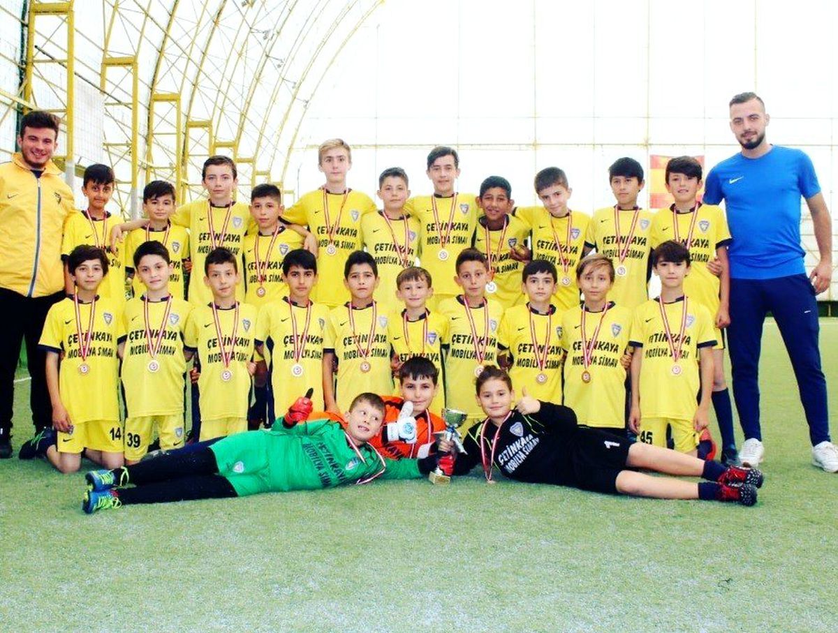 Bucaspor Futobl Okulları Kütahya\'da başarı elde ediyor