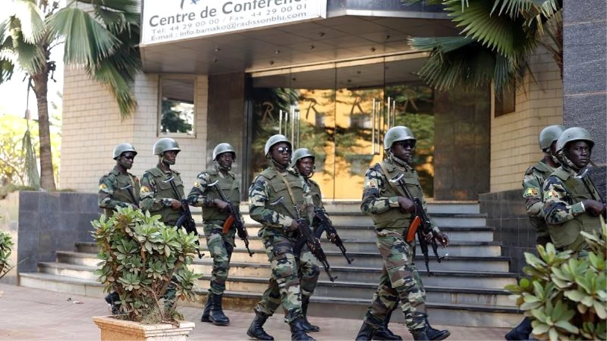Burkina Faso\'da kanlı saldırı: 7 asker, 35 sivil ve 80 militan öldü