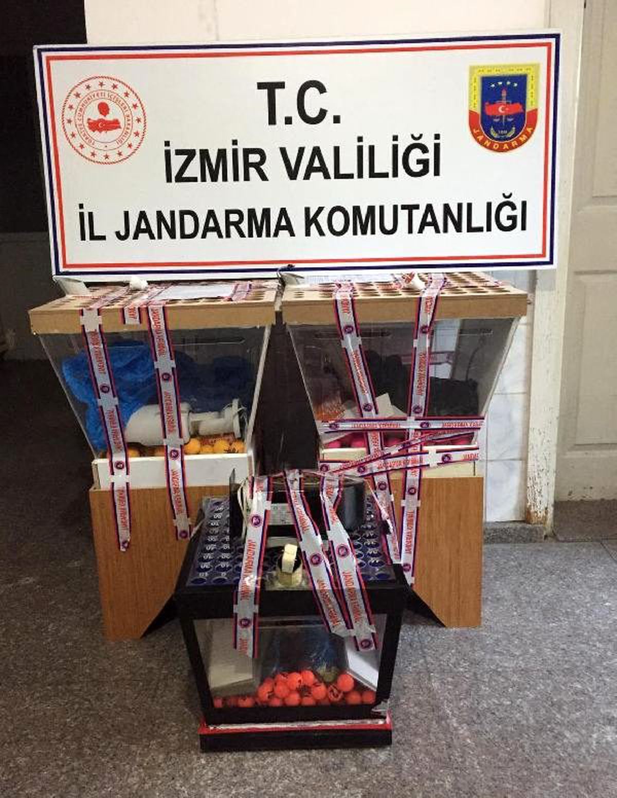 Çay ocaklarına kumar baskını