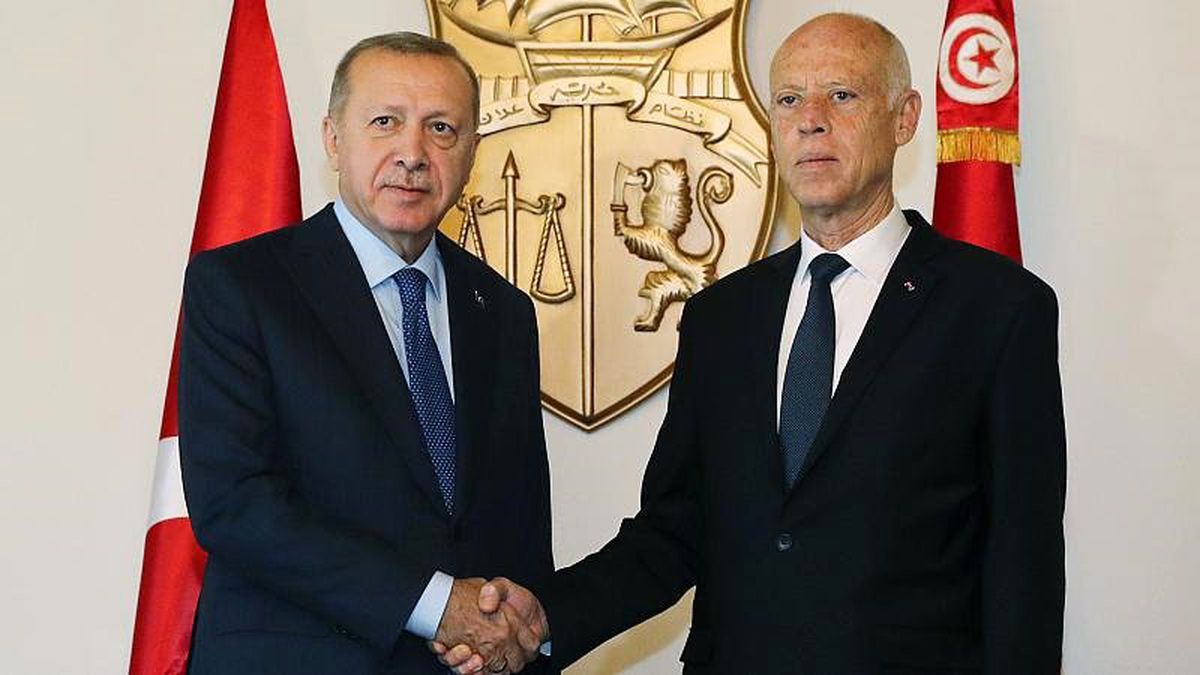 Erdoğan\'dan sürpriz Tunus ziyareti