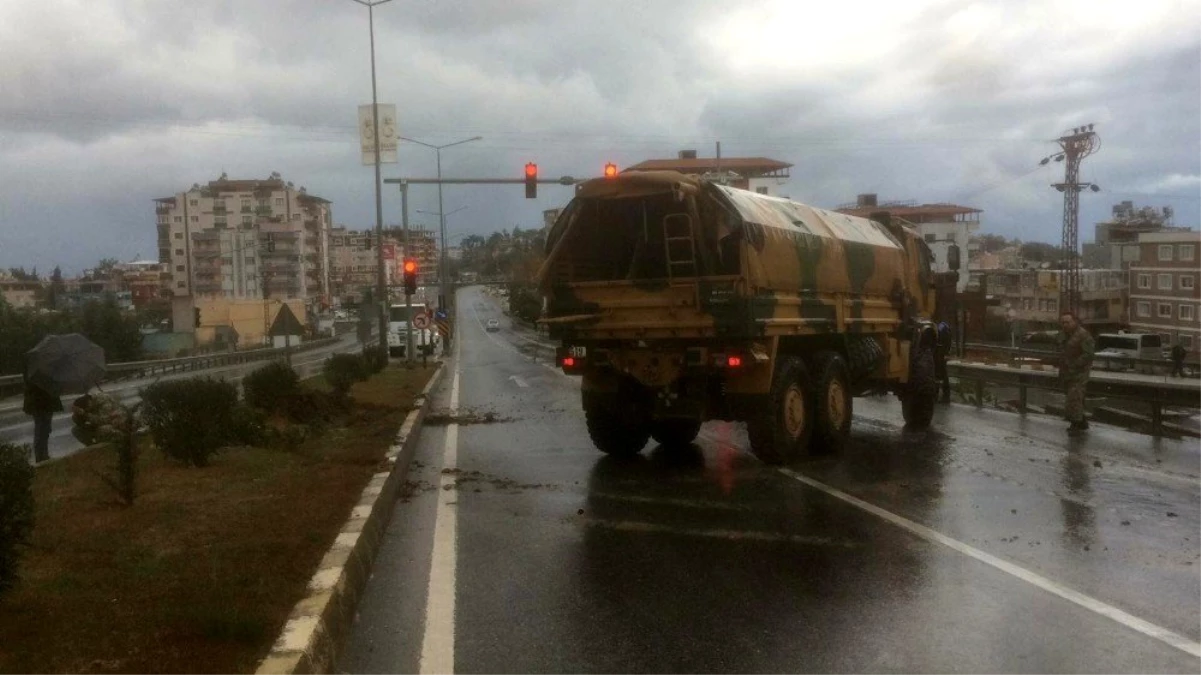 Hatay\'da askeri araç kaza yaptı: 1 yaralı