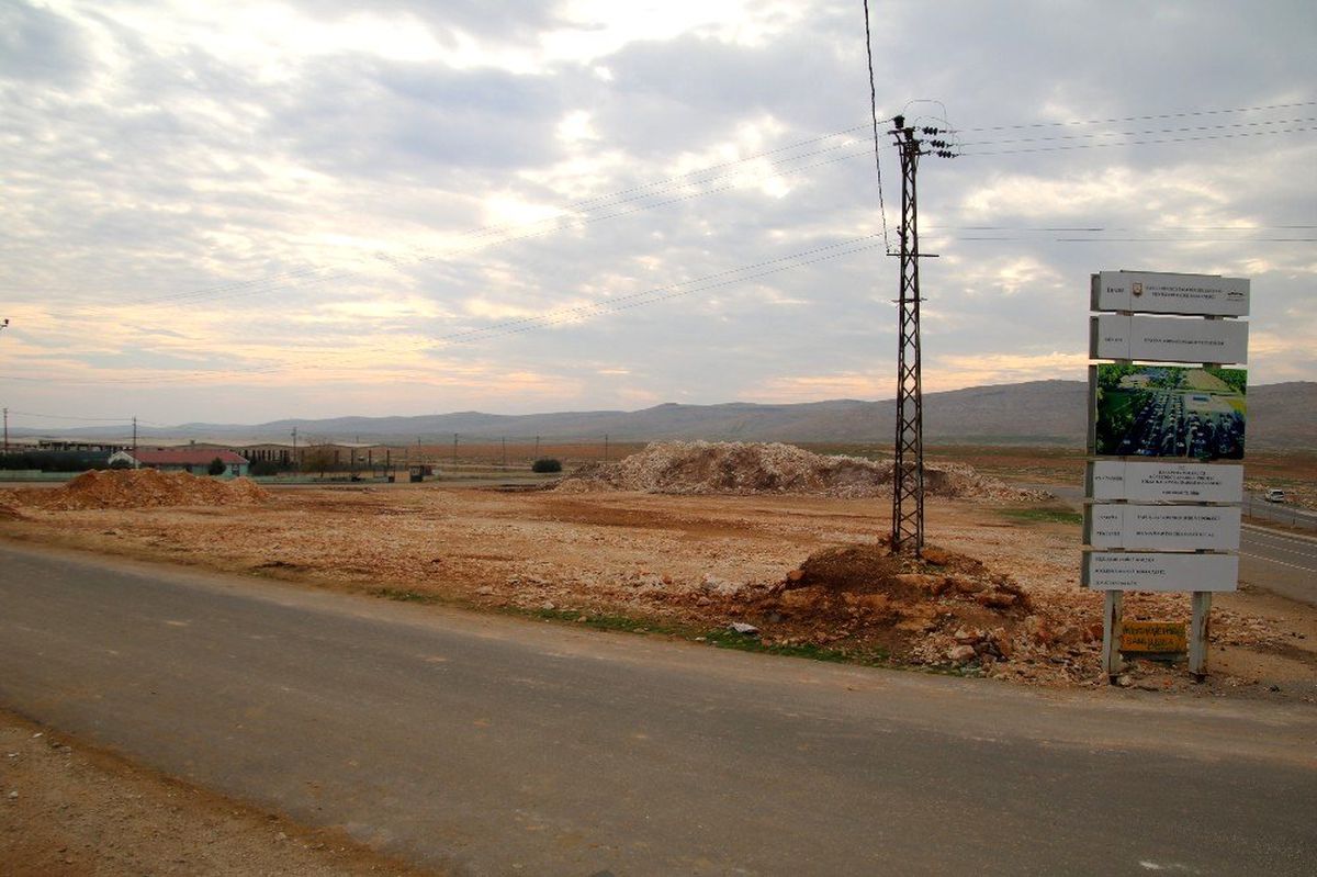 Hayvan borsası inşaatı devam ediyor