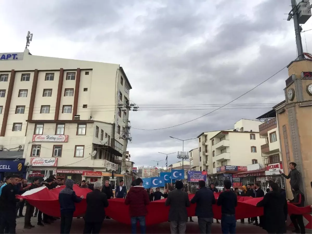 Horasan\'da Doğu Türkistan için "Sessiz Çığlık" yürüyüşü yapıldı