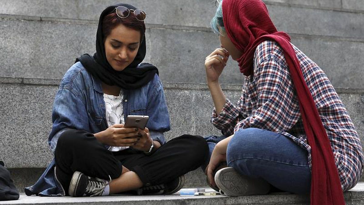 İran\'da yeni protesto çağrılarının gölgesinde internete kısıtlama getirildi