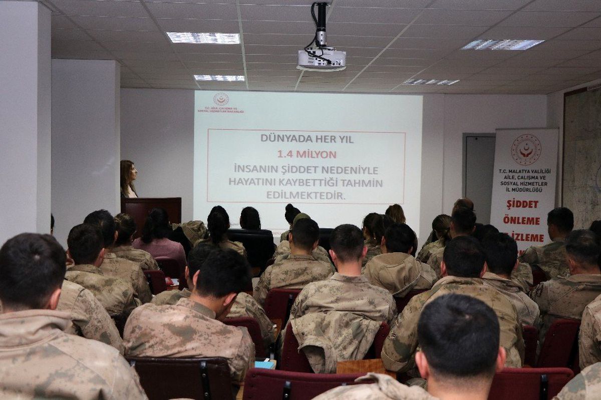 Kadına Yönelik Şiddet ve Aile İçi Şiddetin Önlenmesi Kursu düzenlendi