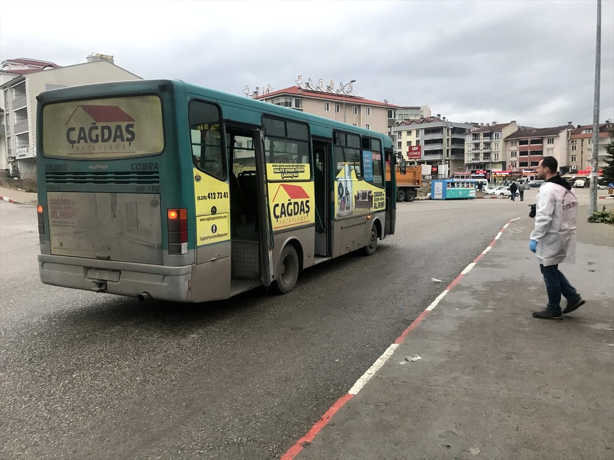 Karabük\'te kapısı açılan otobüsten düşen kadın ağır yaralandı