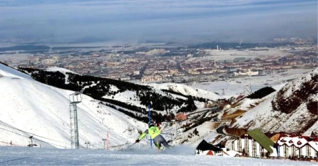 Kayaklı Koşu Uluslararası FIS Yarışları  Erzurum\'da start aldı