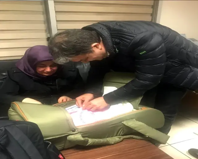 Maltepe’de sokağa terk edilmiş bebek bulundu Son Dakika