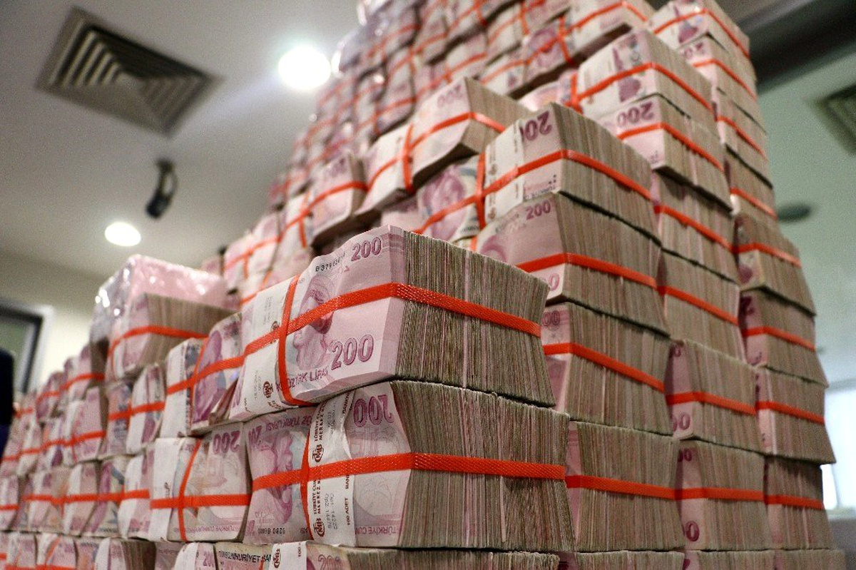 Milli Piyango\'nun 80 milyon liralık büyük ikramiyesi sahibini bekliyor