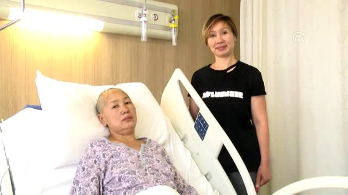 Parkinsonlu Kırgız hasta Türkiye\'de sağlığına kavuştu (1)