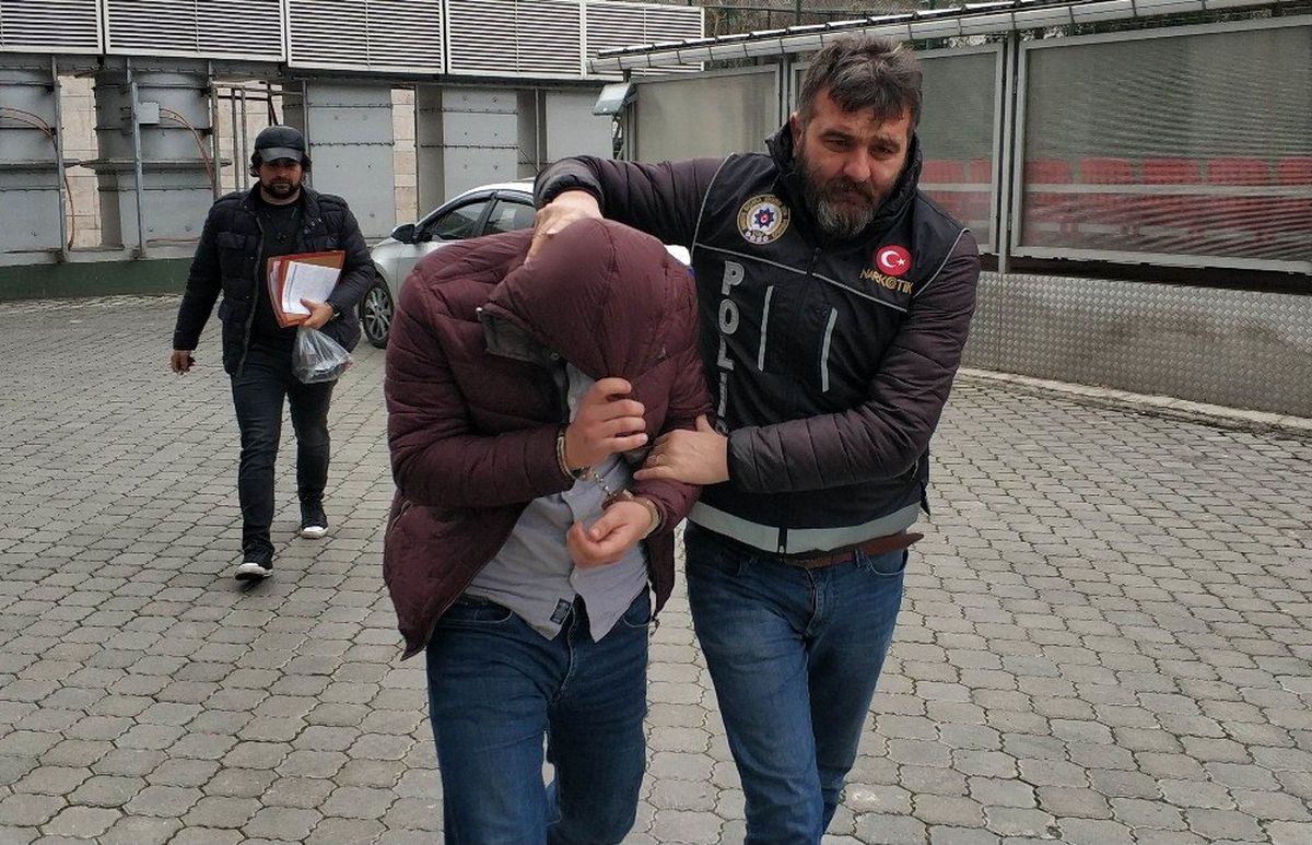 Samsun\'da uyuşturucu operasyonu: 2 gözaltı