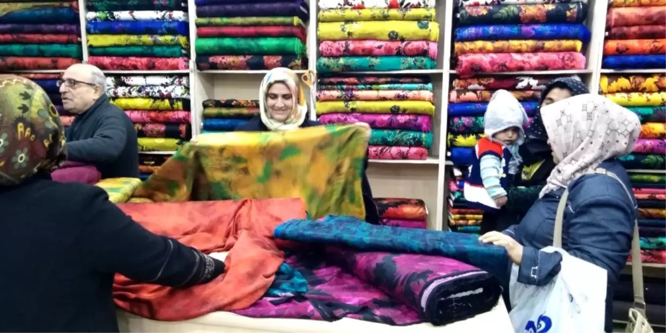 Şanlıurfa\'da yöresel kıyafetler düğünleri ışıldatıyor