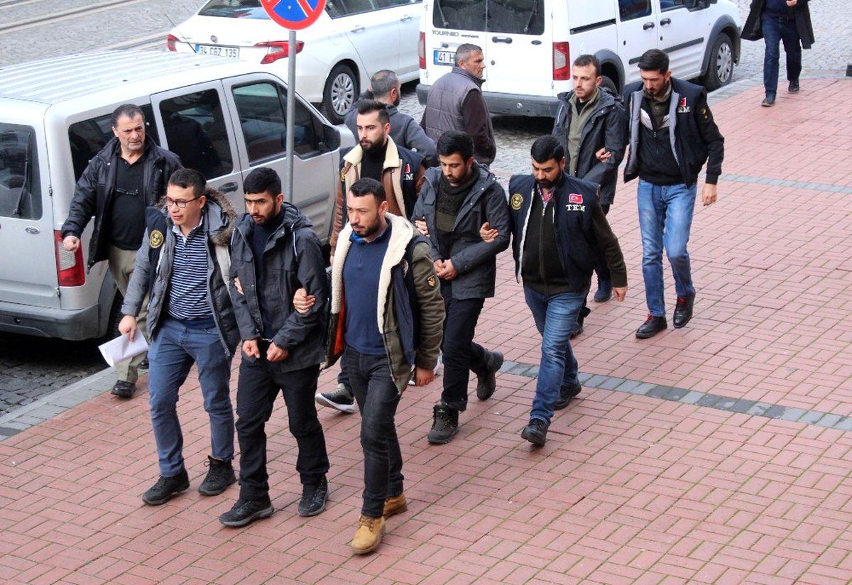 Sınırda yakalanan 3 DEAŞ\'lı tutuklandı