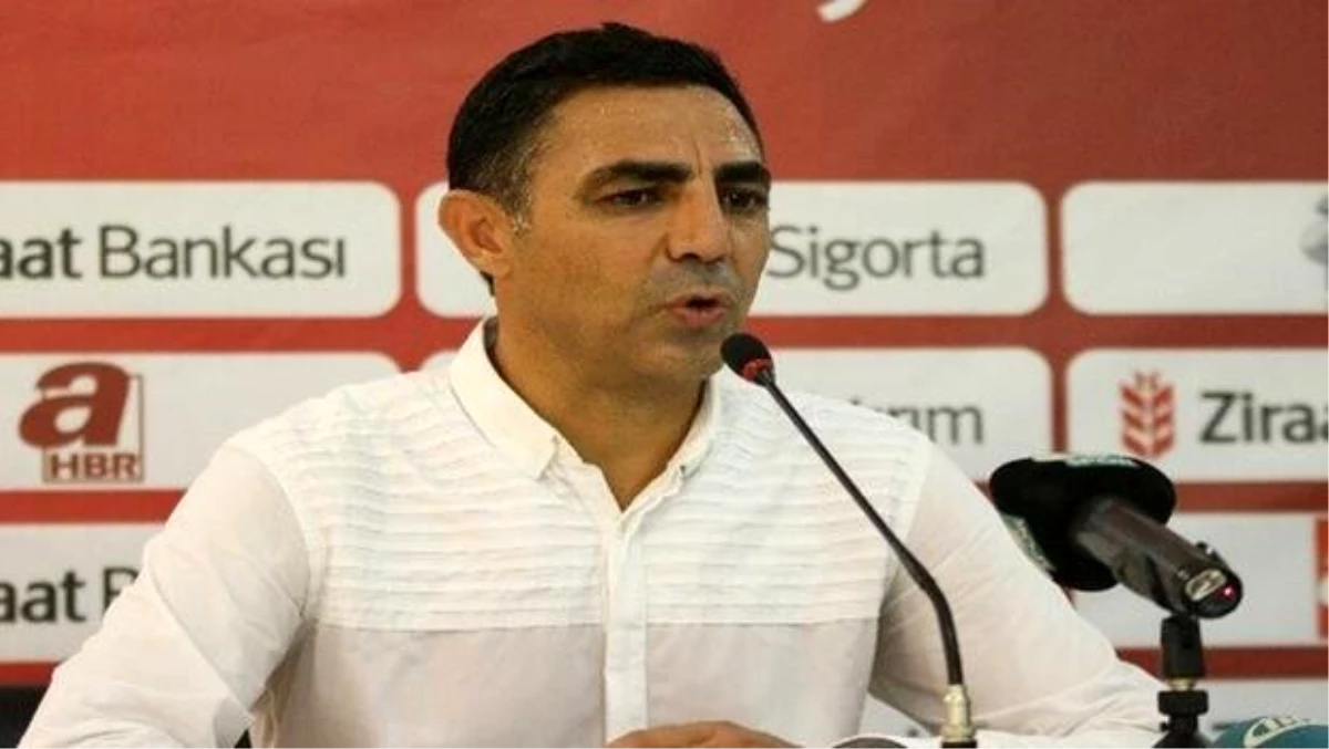TFF 1. Lig ekiplerinden Eskişehirspor\'da teknik direktörlüğe Mustafa Özer getirildi.