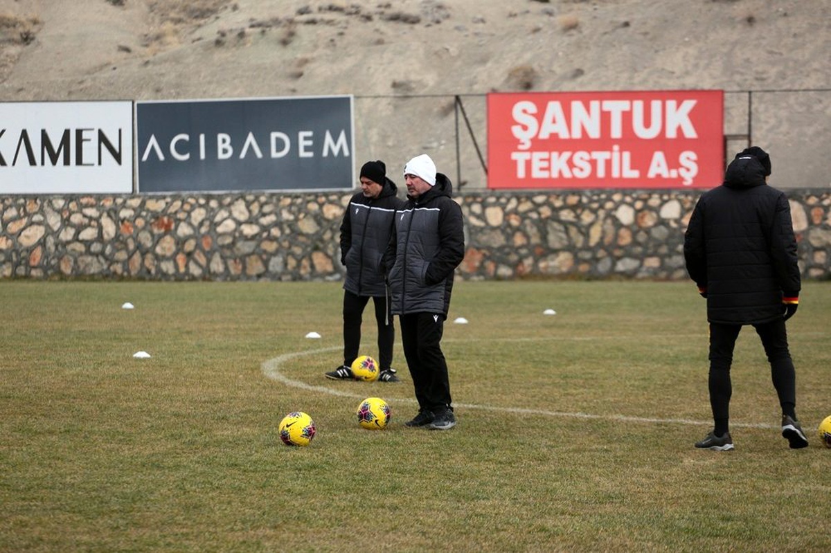 Yeni Malatyaspor\'da Gaziantep FK. maçı mesaisi sürüyor