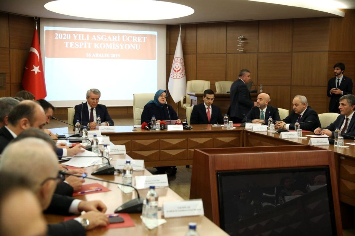 2020 asgari ücret 2 bin 324 lira olarak açıklandı