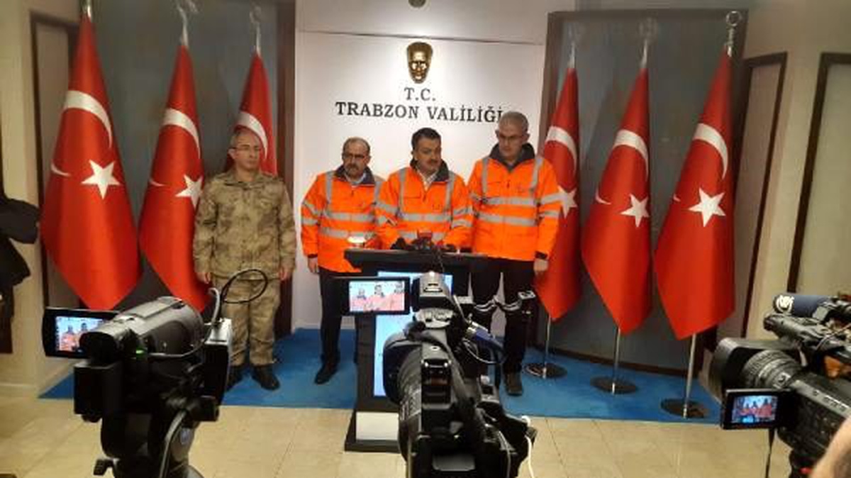 Bakan Pakdemirli: Karadeniz\'deki yangınların tamamı söndürüldü