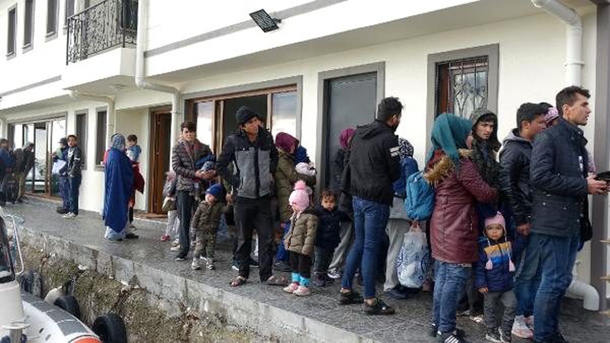 Çanakkale\'de 82 kaçak göçmen yakalandı
